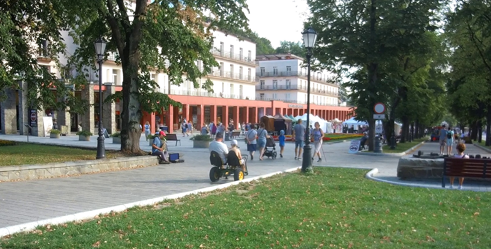 Rafał Toborek, Naturofonia: Krynica-Zdrój, Chi Mai na rynku